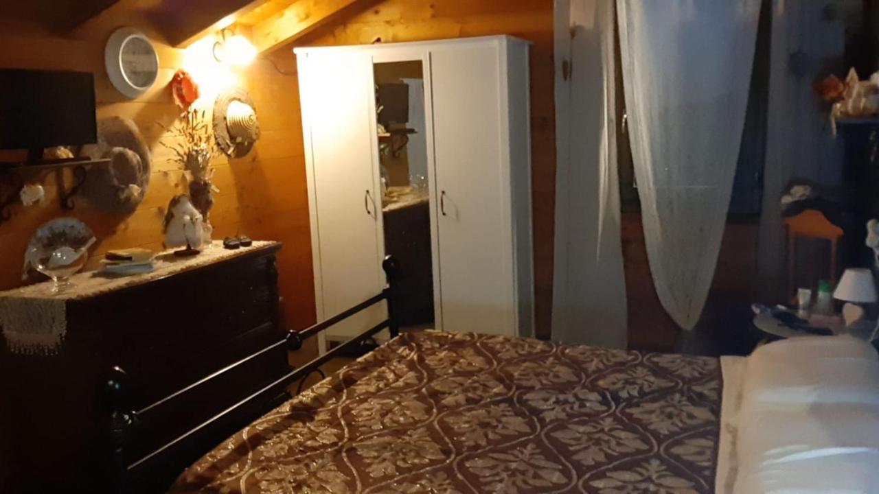 Beb Villa Sorriso San Benedetto Val di Sambro Buitenkant foto